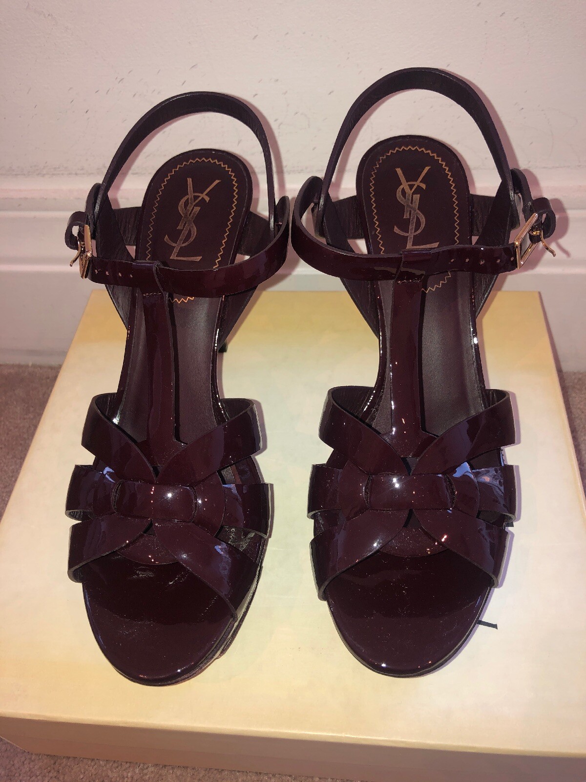 SANDALI TRIBUTO YVES SAINT LAURENT Borgogna lucidi taglia 39