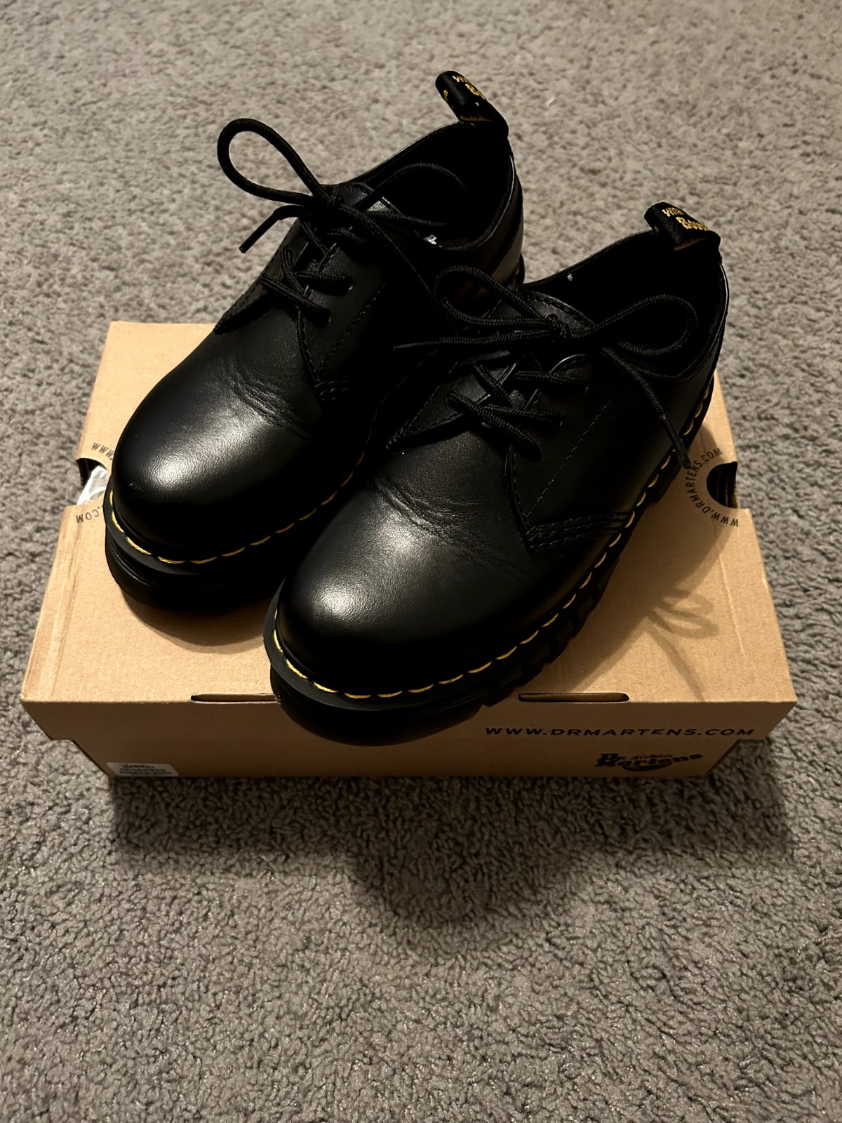 SAOLA DR. MARTENS AUDRICK SCARPE CON 3 OCCHI PLATEAU US 7 NERE GROSSE OXFORDS DERBY