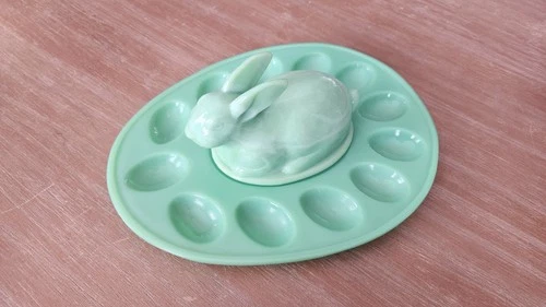 Rare Vintage L.E. SMITH Jadeite Deviled Eggs Cover Bunny Dish