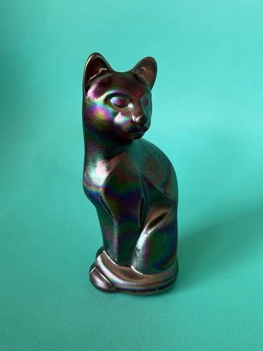VTG Fenton Stylized Iridescent Carnival Art Glass 5 1/4” Sitting Cat Figurine