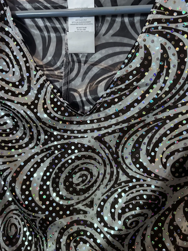 Disfraz y bufanda inspirados en la discoteca de 1960 - mediano - negro/blanco con lentejuelas Foto 2 de 3