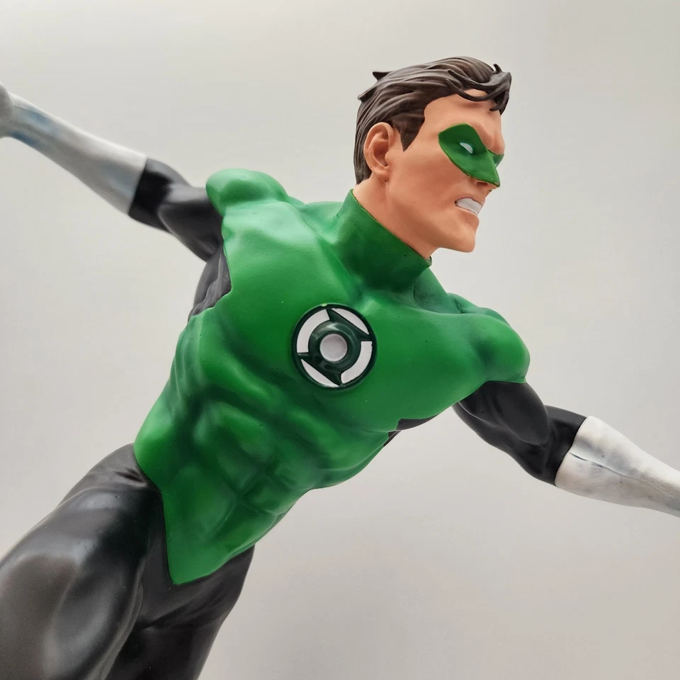 Figura Estatua Coleccionables Linterna Verde DC Ivan Reis Diseñador Serie DC Comics Foto 3 de 4