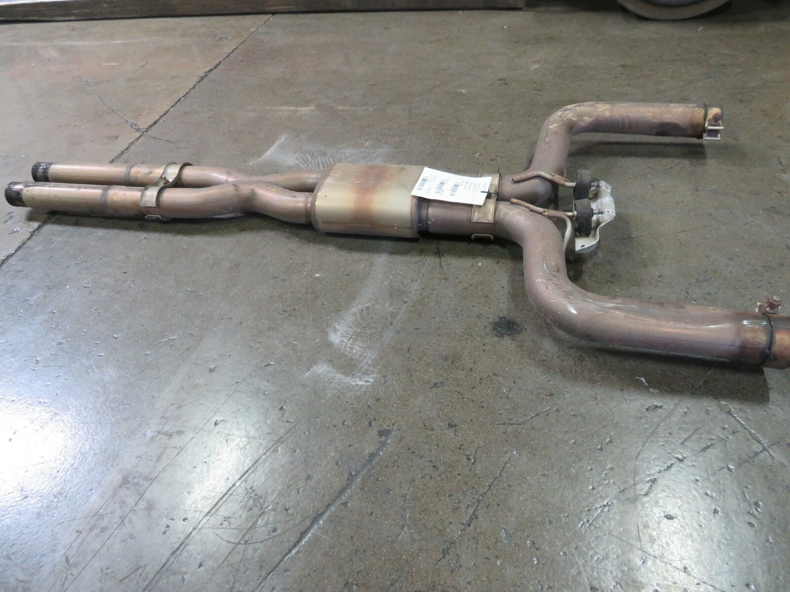Maserati Quattroporte, Exhaust Cross Pipe, Used, P/N 670009393
