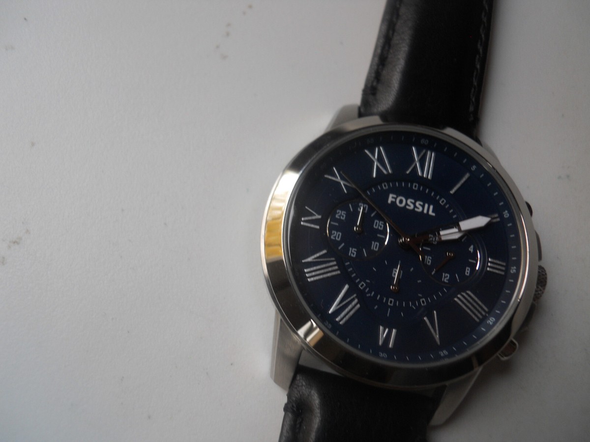 Fossil Men's FS4990 Grant Chronograph Leather Watch - Black with