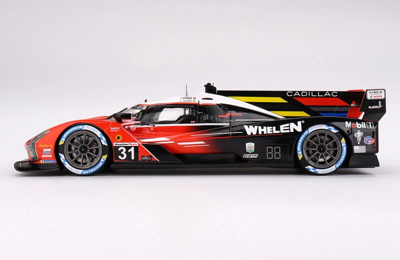 TS0494 CADILLAC V-LMDH 5.5L V8 WHELEN ENGINEERING N31 12h SEBRING 2023 RED BLACK - Immagine 3 di 4