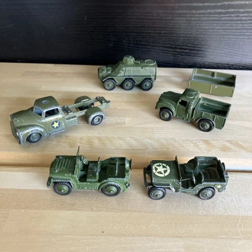 VTG DINKY MECCANO TOYS DIECAST MILITARY VEHICLES AS-IS JOB LOT , TANK ,JEEPS ETC