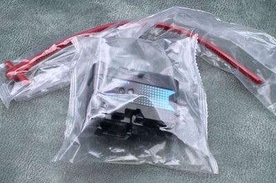 Winder Launcher Black & Red Long Winder Beyblade Burst UX19 Gebraucht