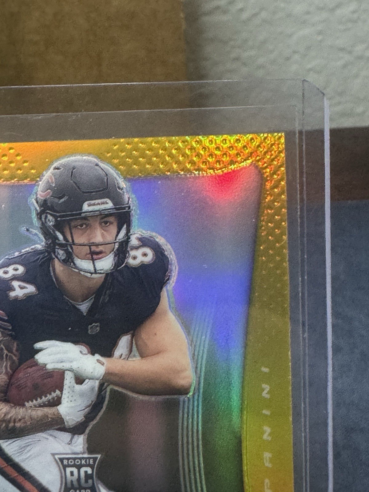 Colston Loveland 2025 Panini Prizm Football Gold Auto 01/10 view 2