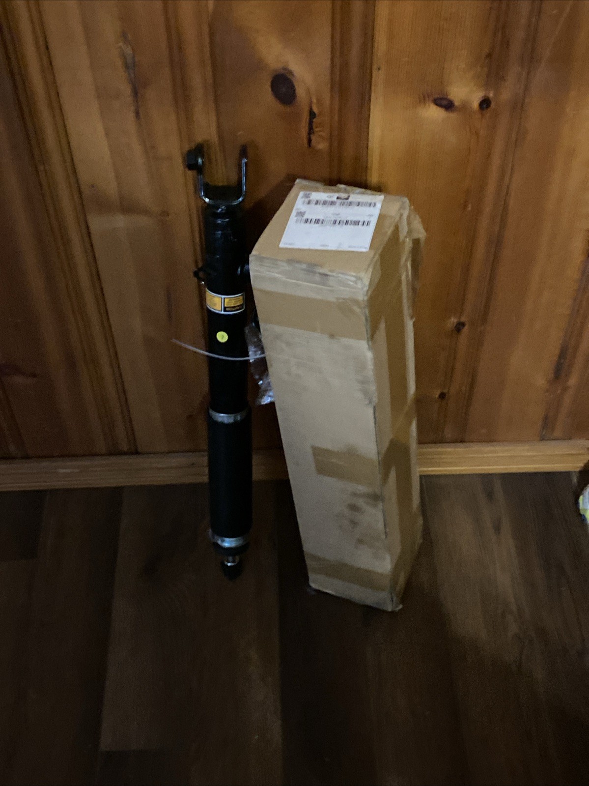 Set of 2 Front Suspension Struts with Shocks for Vehicle