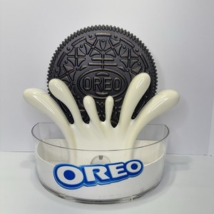 Oreo Cookie 3D Retail Display Milk Splash Nabisco Wall Hang Shelf Storage Sales