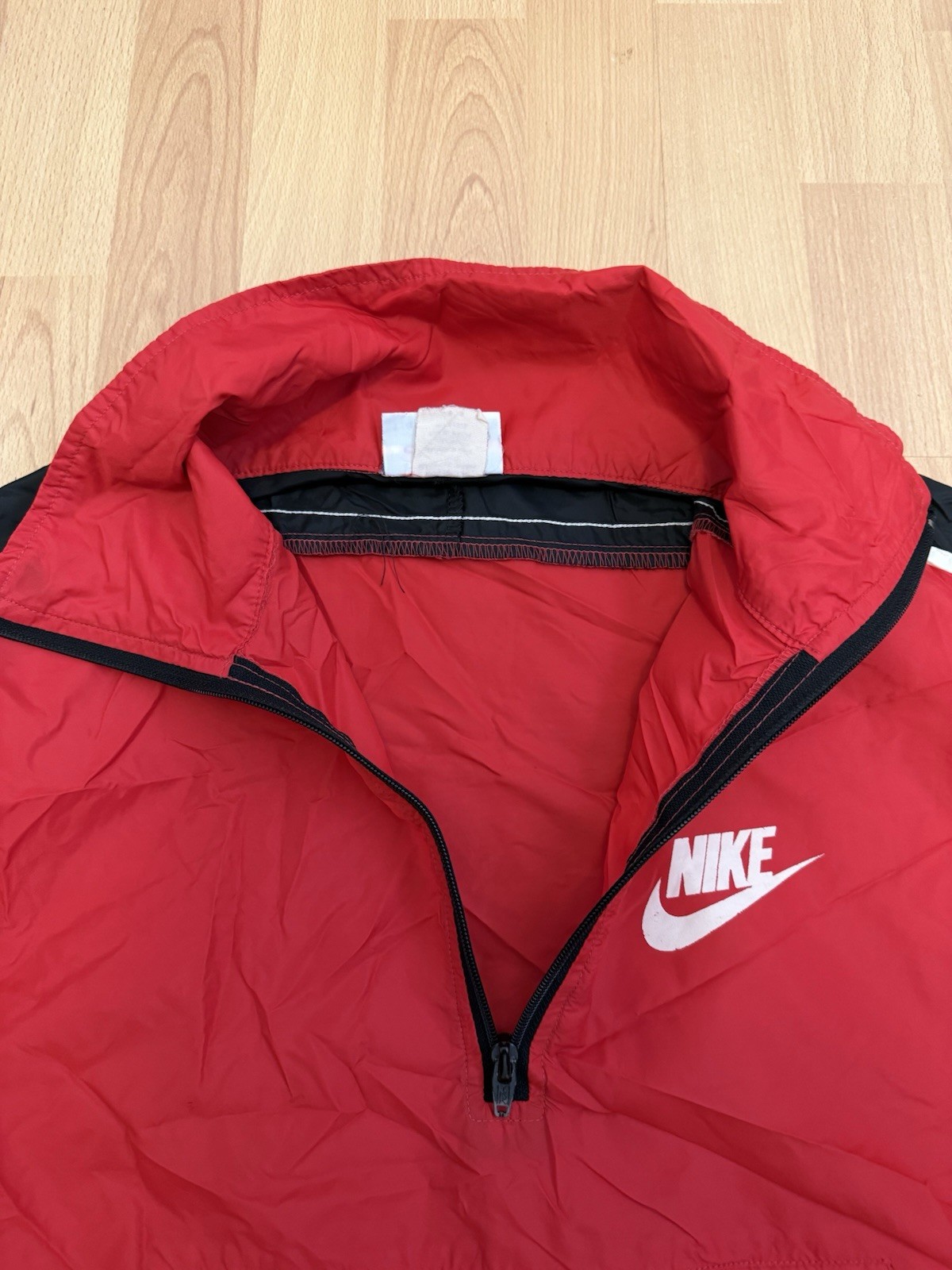 Vintage Nike Anorak Windbreaker  Early 1980s Made in USA Red Medium thumbnail 3