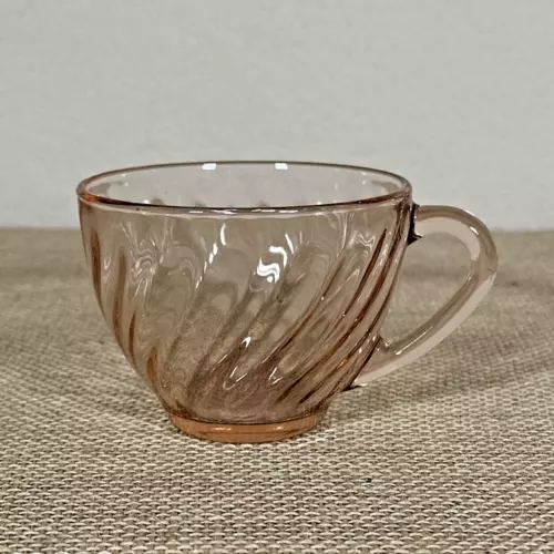 Arcoroc France Pink Swirl Rosaline Depression Glass 3 1/2" Tea Cup 8 oz MCM VTG