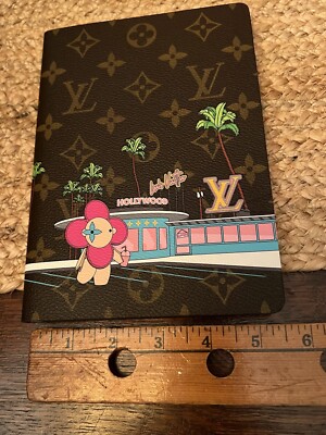 LOUIS VUITTON ノートセット New LOUIS VUITTON Clemence Xmas 2021 Vivienne HOLLYWOOD
