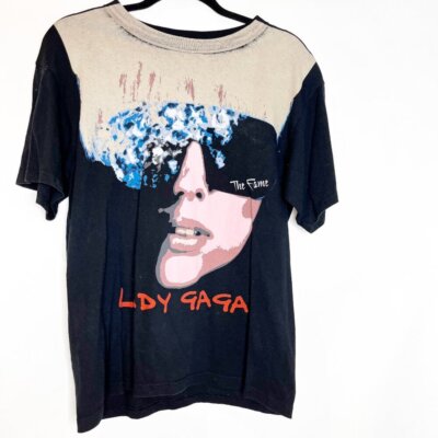 早い者勝ち LADY GAGA FAME Tシャツ Amazon.com: Official Lady Gaga Artpop T-Shirt : Clothing