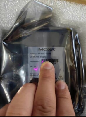 NEW MOXA PM-7200-4SSC2TX switchboard DHL shipping