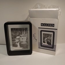 Malden 8"x10" Black Wood Floating Glass Picture Frame for up to 5"x7" Photos NIB