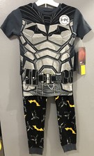 Batman Boy  s 3-Piece Pajama Sleep Set Size 10 Pants Short Sleeve Shirt  Shorts