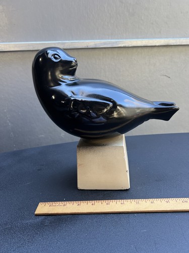 Vintage Musem Worthy Baby Seal Skulptur auf Swival Sockel - Bild 6 von 6