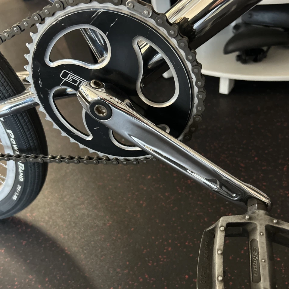 Гоночный велосипед GT FUELER 20 дюймов хром BMX - Изображение 4 из 4