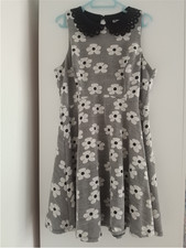size 16 dress, daisy print, black and white