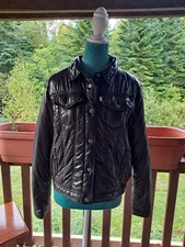 Levi’s nylon trucker puffer jaket