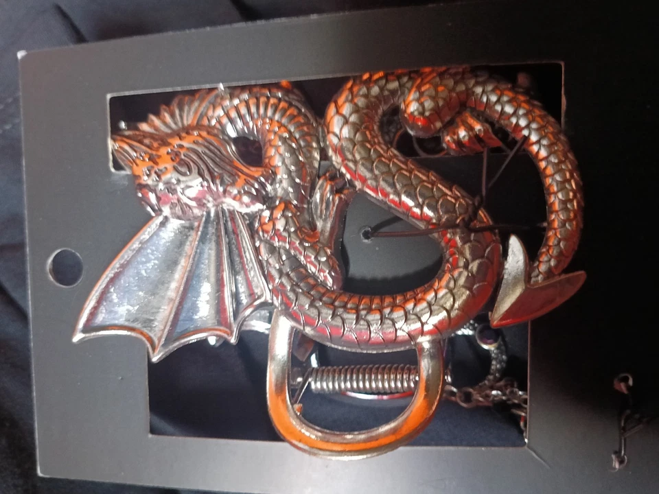 Dragon Hair Clip Silver From Hot Topic Gothic Punk  8.00 - Image 4 of 4