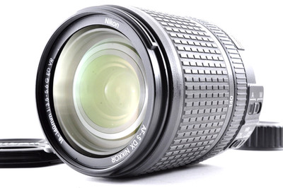 [Opt Mint] Nikon AF-S DX NIKKOR 18-140mm f3.5-5.6G ED VR Zoomobjektiv #2664
