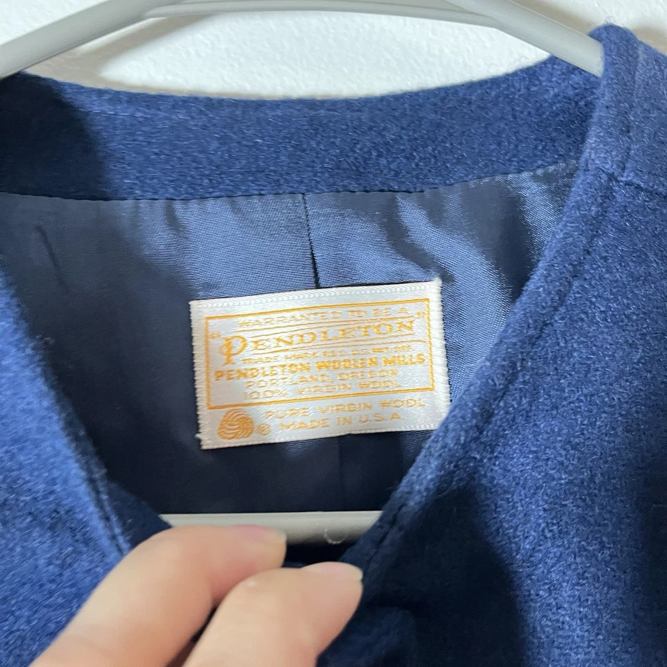 Chaqueta de Lana Pendleton Vintage Recortada Talla 6 Azul Marino Hecha en EE. UU. Años 50 Foto 3 de 4