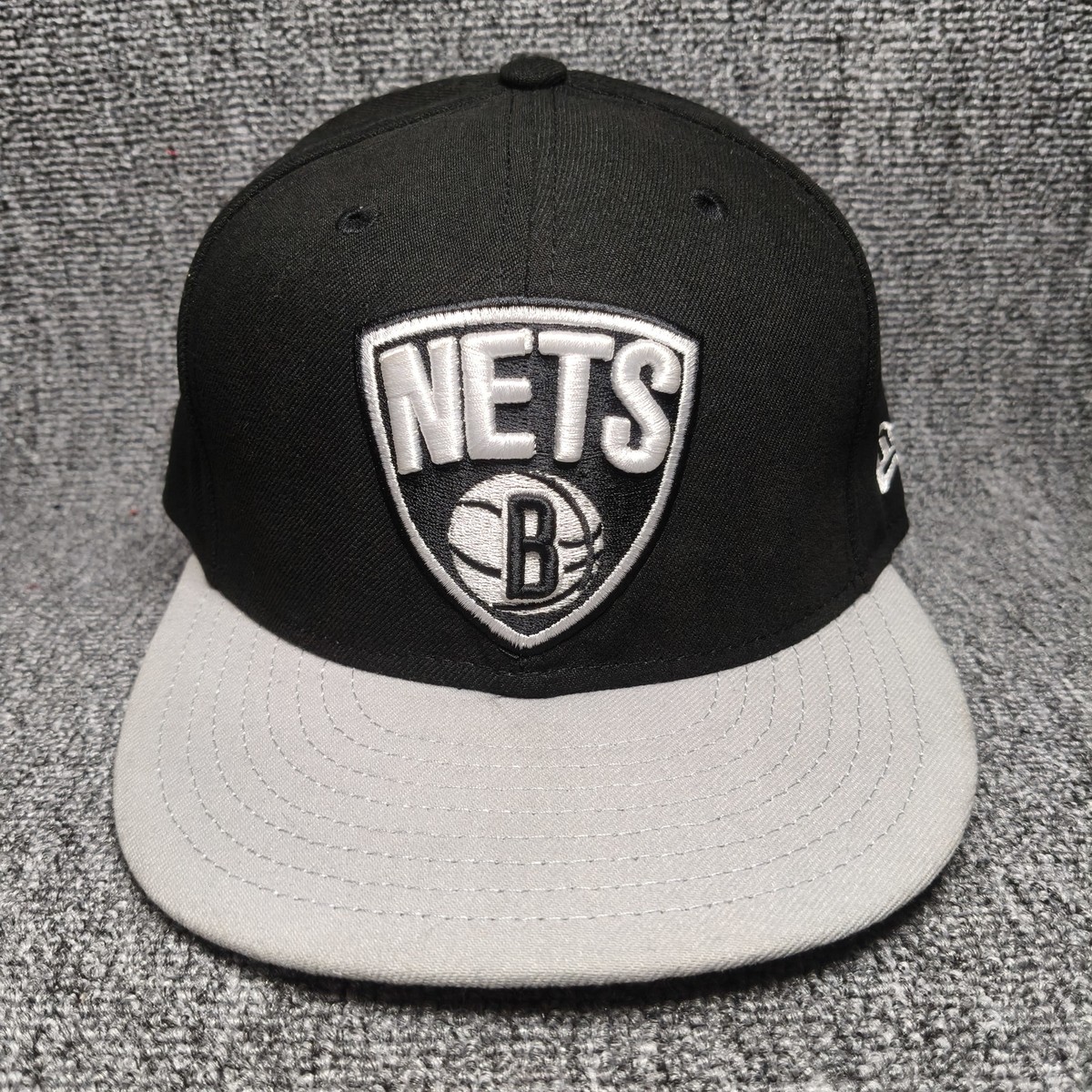 New Era Brooklyn Nets NBA Fitted Hat Cap Black Gray