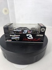 Vintage 2001 Dale Earnhardt 3 Goodwrench Oreo 1:64 Diecast Action Clear Box Car