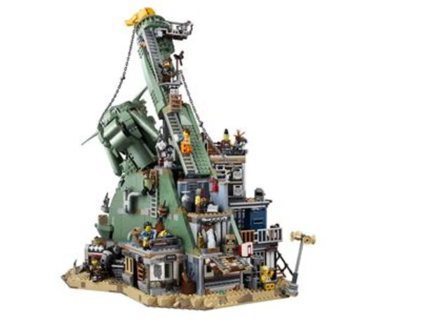 LEGO The LEGO Movie 2: Welcome to Apocalypseburg! (70840) Retired Set. - image 3 of 4