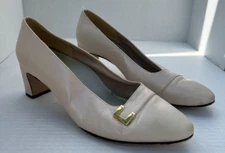 VTG Selby Comfort Flex Women Almond Block 2 1/4" Heel Shoes Size 8.5 39 Leather