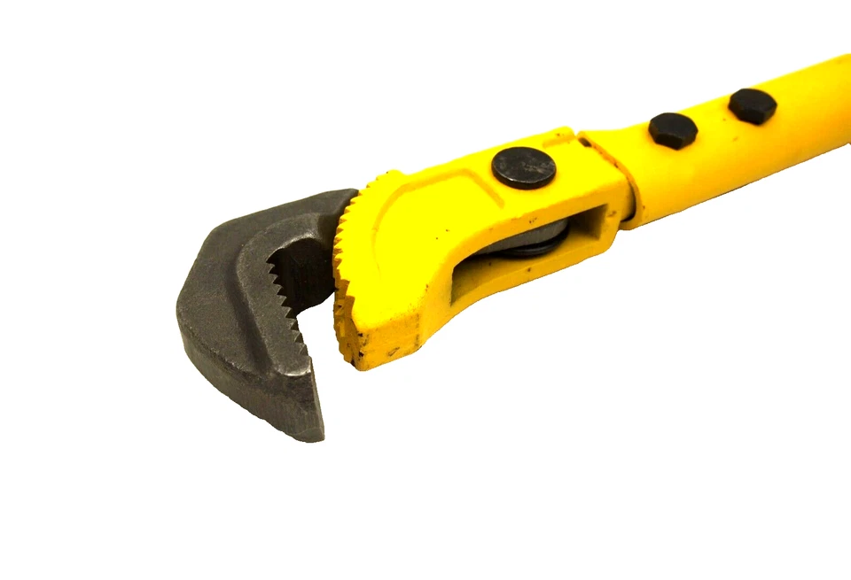 H.D. Pipe Wrench 18.5" Self Adjustable Forged Steel Plumber Multi-function - Image 2 of 4