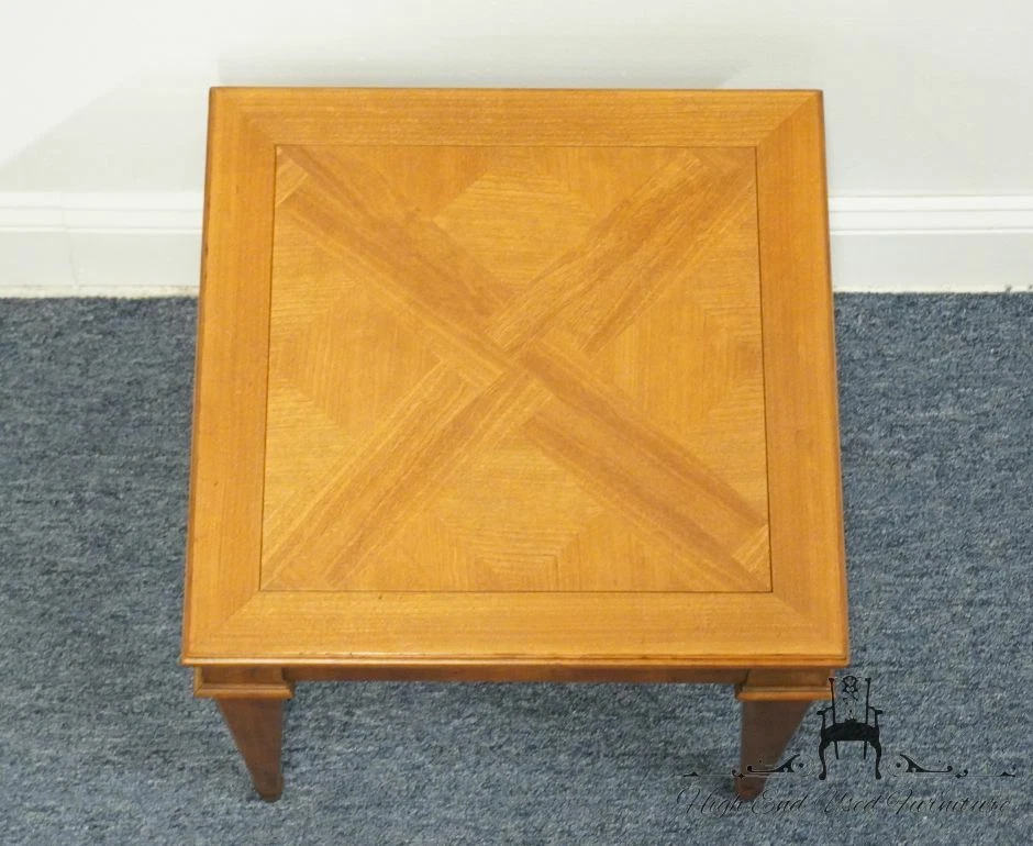 BAKER FURNITURE Mesa de Cabeceira Quadrada de Madeira Bandada Provincial Italiana 18" 35... - Imagem 4 de 4