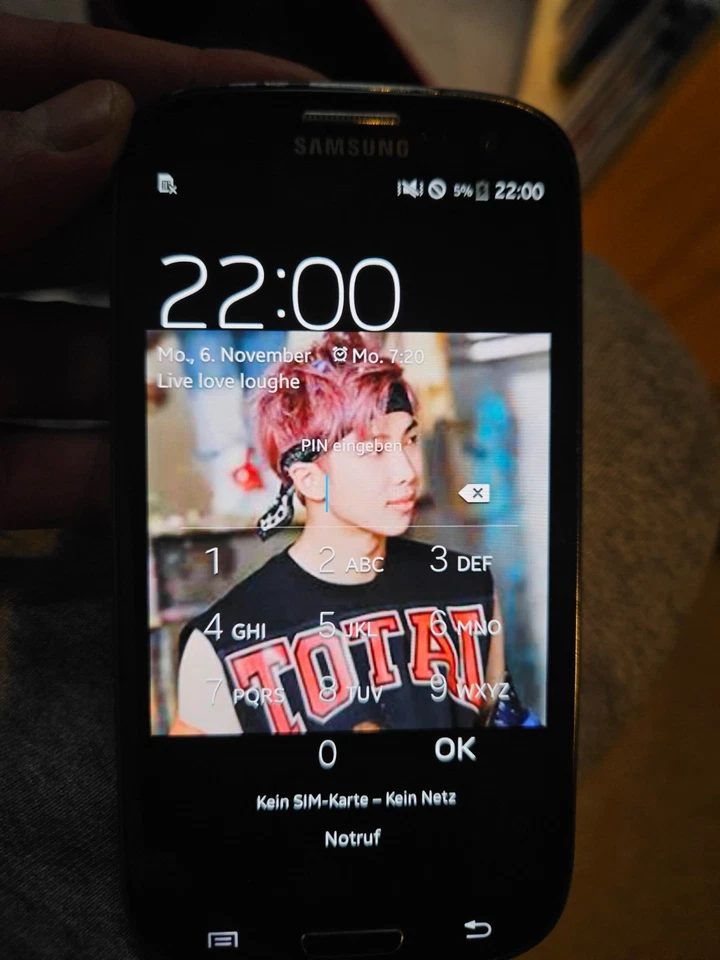 Samsung Galaxy S3 mini - 8GB - dunkel Blau (Ohne Simlock) (Einzel-SIM), Foto 2 von 5