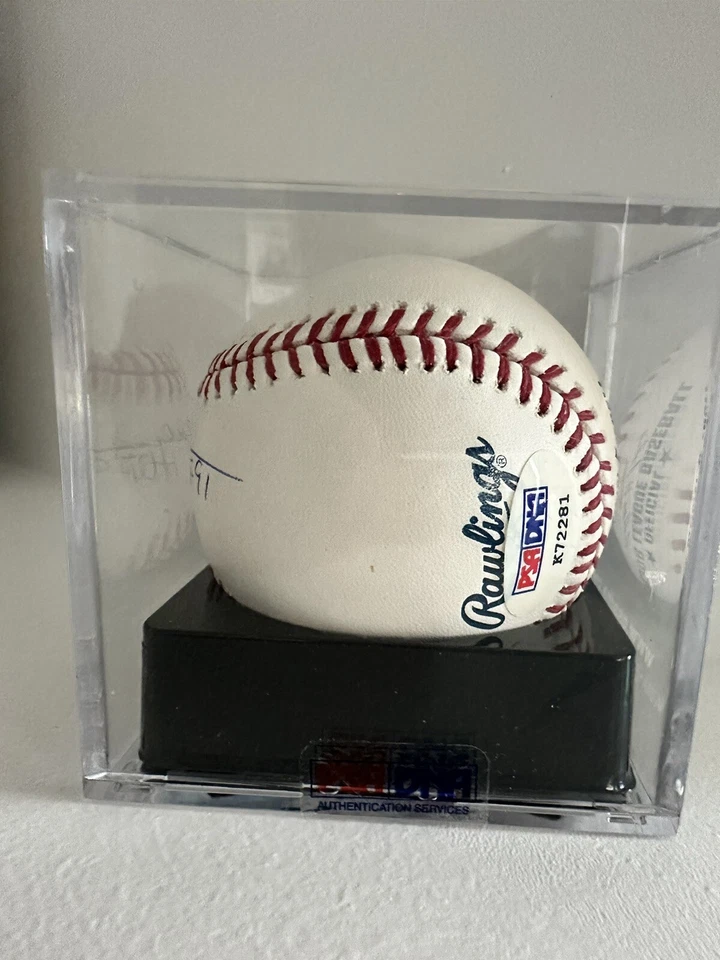ROD CAREW - AUTOGRAPHED SIGNED BASEBALL  - PSA #K72281 - Image 2 of 4