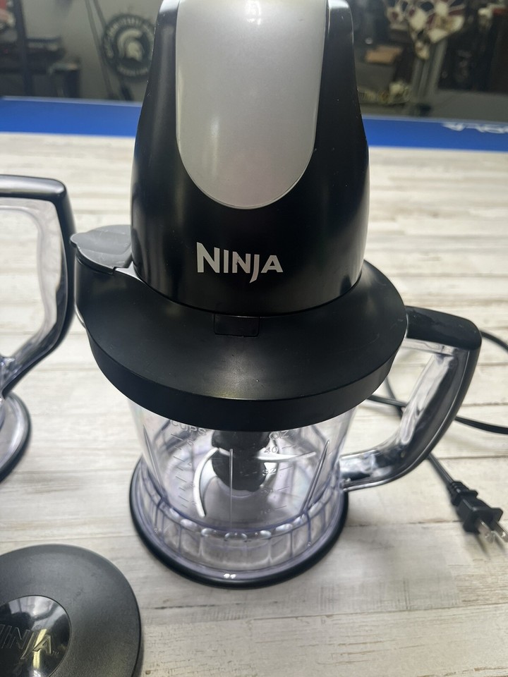 Black Ninja Master Prep Professional Blender / Food Processor QB1005