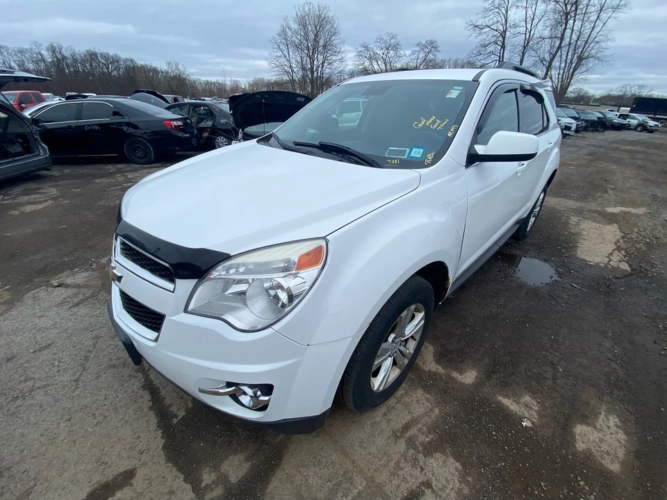 Espelho retrovisor interno central dianteiro usado serve para: 2014 Chevrolet Equinox OnStar - Imagem 4 de 4