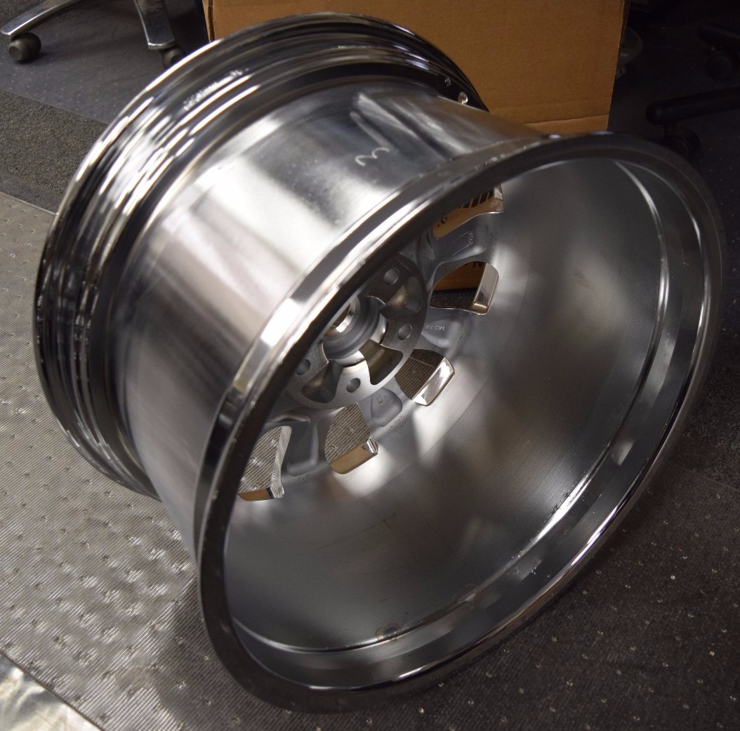 2005-2014 Maserati Quattroporte OEM Wheel Rim Chrome 18"  Rear DV141 T-01 98169