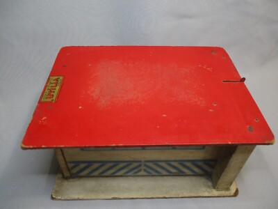Garage CIJ Utilia – Station Service Bois Et Tôle, Petit Modèle Ancien Incomplet (AR964)