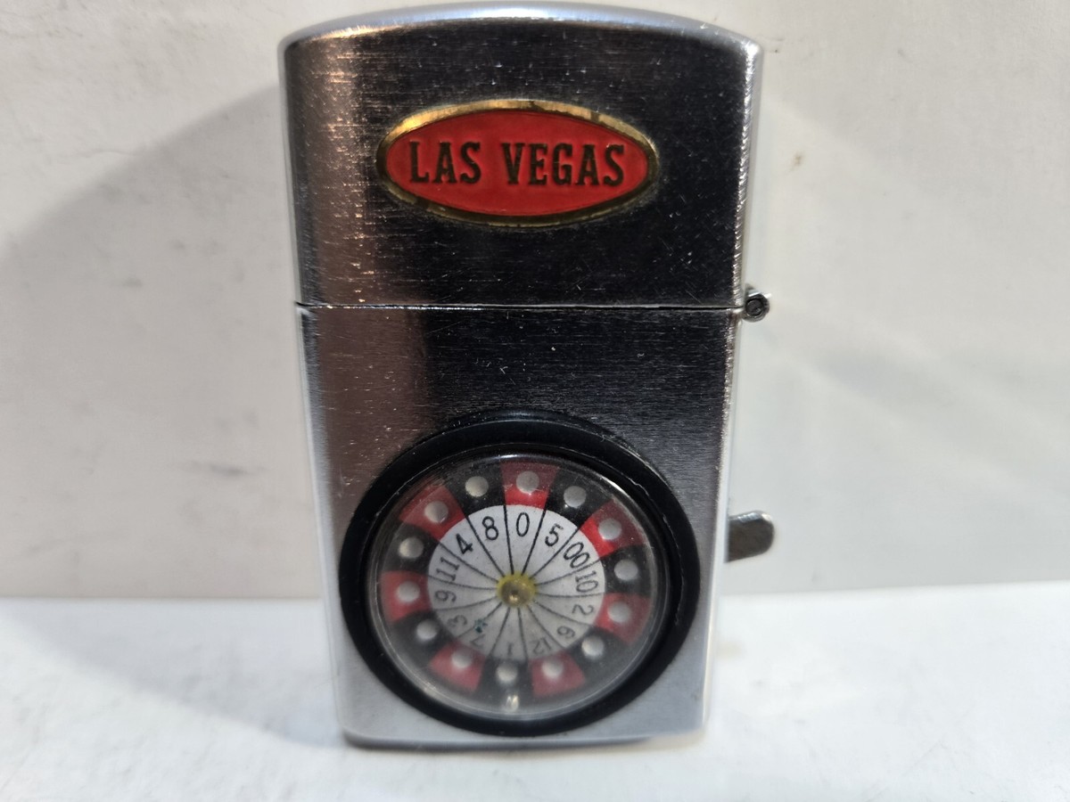 VINTAGE ROULETTE WHEEL Silver Tone Sparking LIGHTER/ 7599/34 VINTAGE ROULETTE WHEEL Silver Tone Sparking LIGHTER/ 7599/34