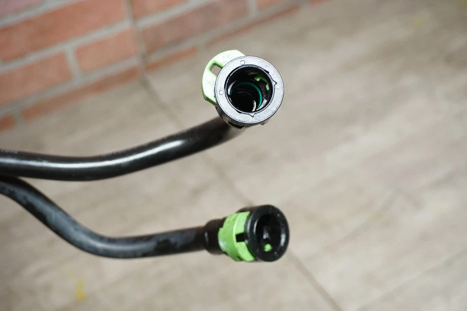 BMW X1 XDRIVE28I E84 2013-2015 AWD transmisión automática enfriador de aceite tubería OEM Foto 4 de 4