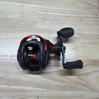 Quantum Team KVD Red/Black Baitcast Reel 8 Ball Bearings KVD100SPTA 6.3:1.  A