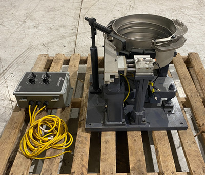 Vibromatic 12'' Vibrating Bowl Feeder w/ H002 Feeder/Incline Controller