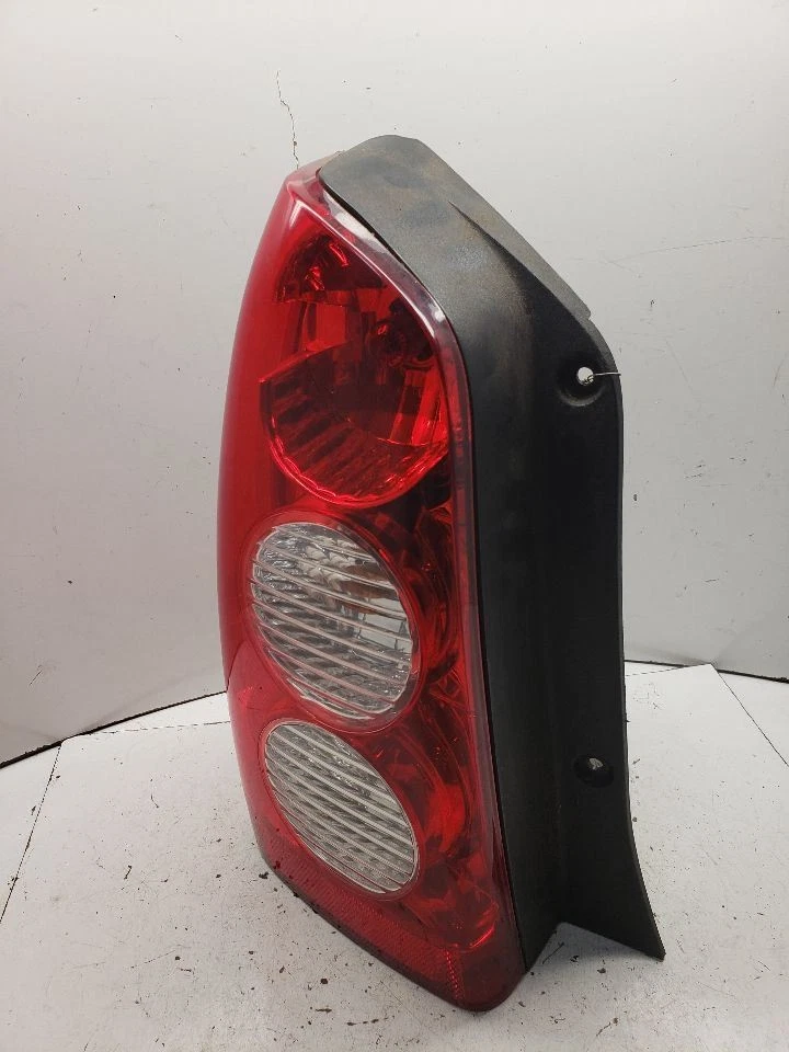 Luz trasera izquierda para conductor compatible con 05-06 MAZDA TRIBUTE 1385427 Foto 2 de 4