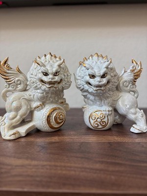 Vintage Yoshimi K Foo Dog Figurines Signed- Set of 2 *Free Domestic Shipping *
