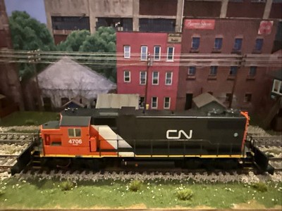 Proto 2000 857805 HO Scale Canadian National GP38-2 Diesel Locomotive #4706