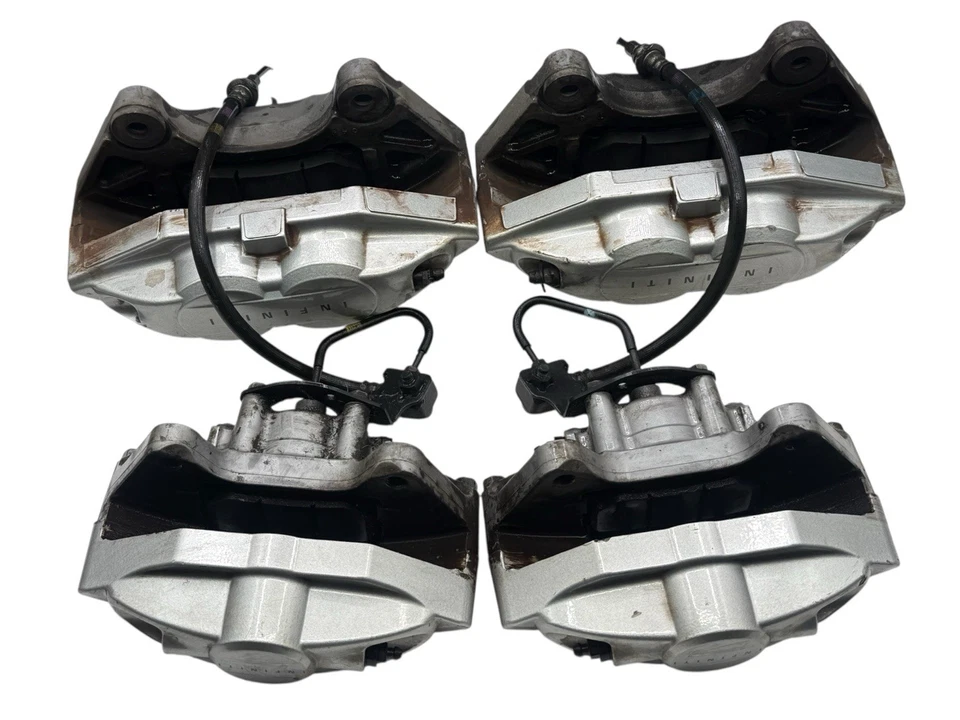 07-20 Infiniti Nissan G37 350Z 370Z Akebono Brake Calipers Set OEM - Image 2 of 4