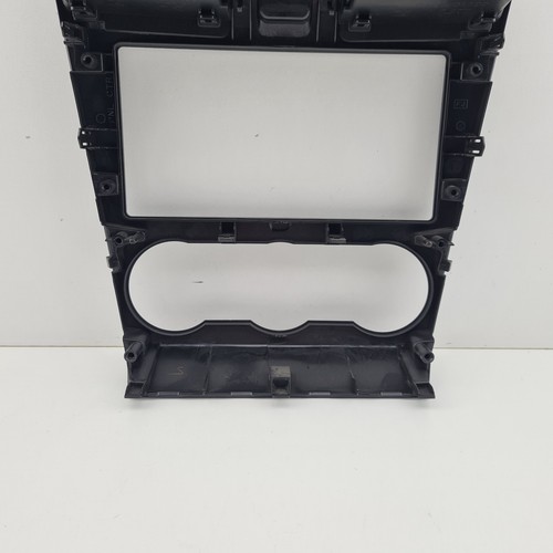 Subaru XV Dash Fascia Stereo Surround Trim G4X 2012 - Picture 13 of 13