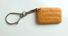 Ancien porte clé Biscuit Gateau Déjeuner REM REIMS Exquis, Années 60.